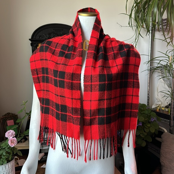 DIOR Vintage Plaid Tasseled Soft Scarf, Unisex, Red & Black - Picture 5 of 16